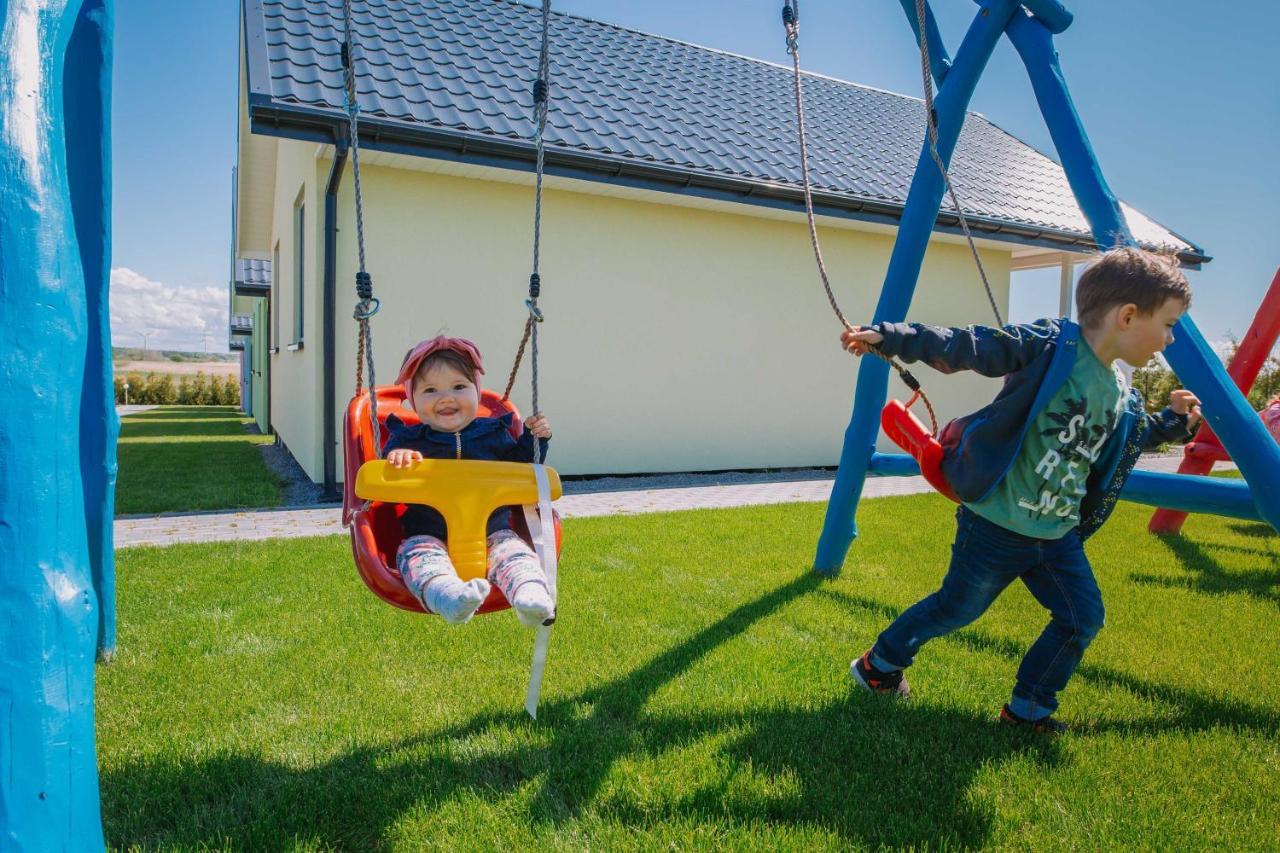 Domki Bajkowe Wzgórze Bobolin Exterior foto